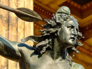 Bildhauerei und Skulpturen